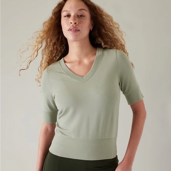 ATHLETA fern Step Forward Sweatshirt Tee xxs - Picture 1 of 5
